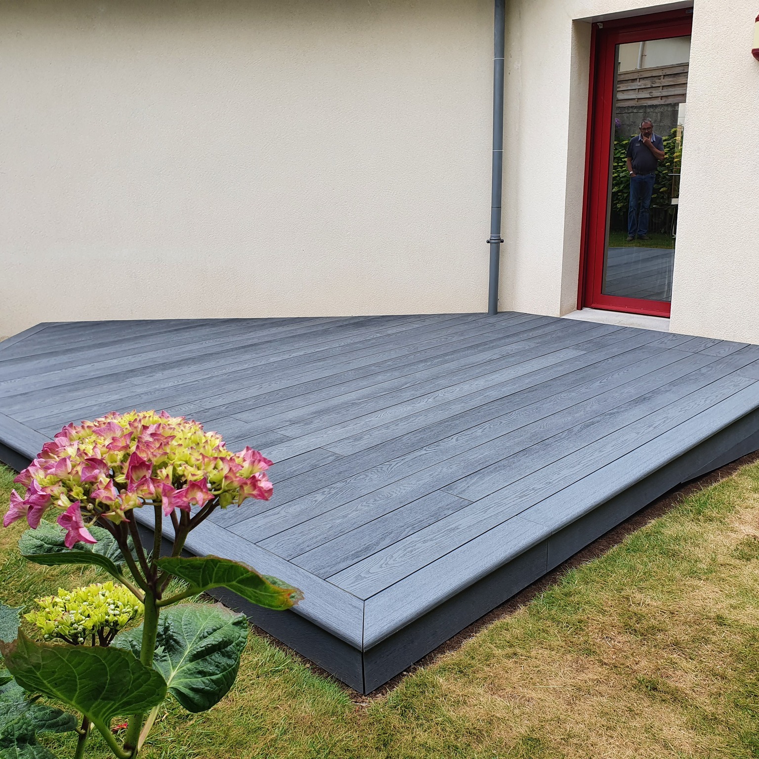 Réalisation d’une terrasse au sol en Millboard, Ba…